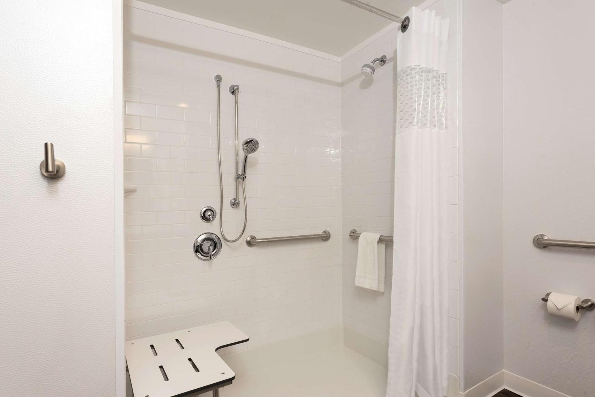 Hampton Inn & Suites By Hilton Chicago Schaumburg Il Экстерьер фото