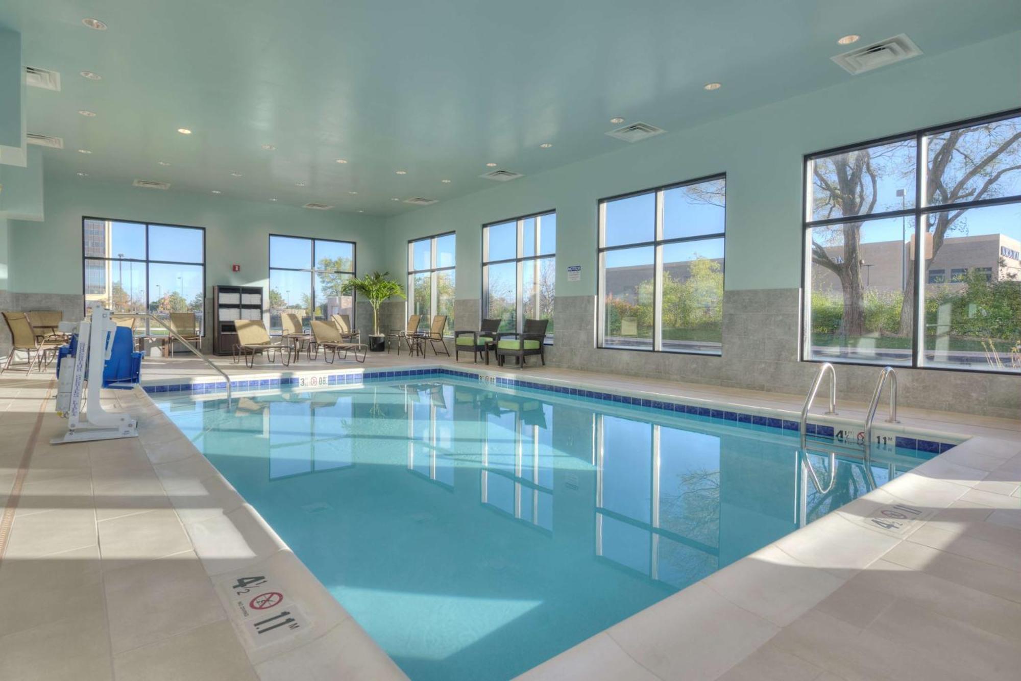 Hampton Inn & Suites By Hilton Chicago Schaumburg Il Экстерьер фото