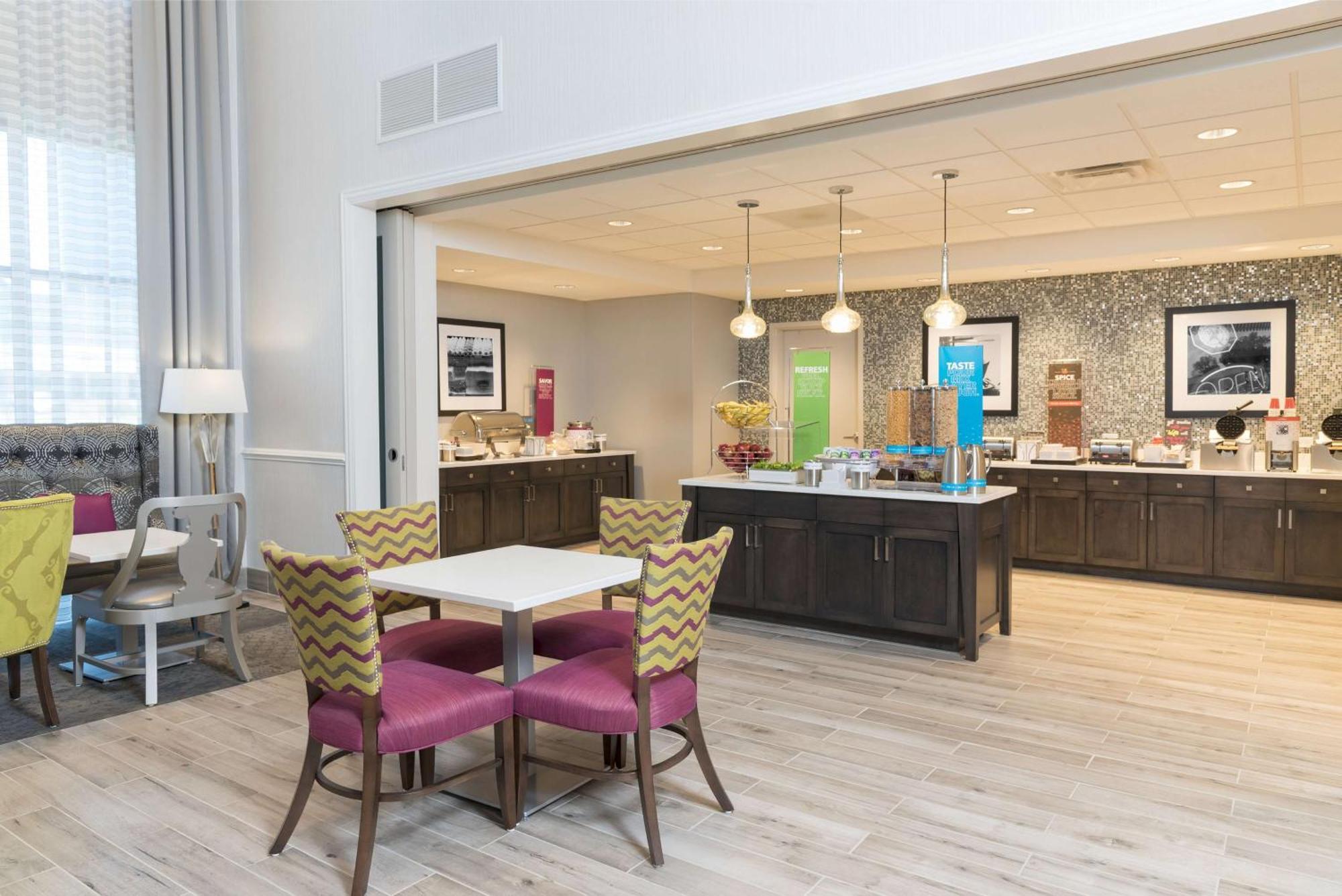 Hampton Inn & Suites By Hilton Chicago Schaumburg Il Экстерьер фото