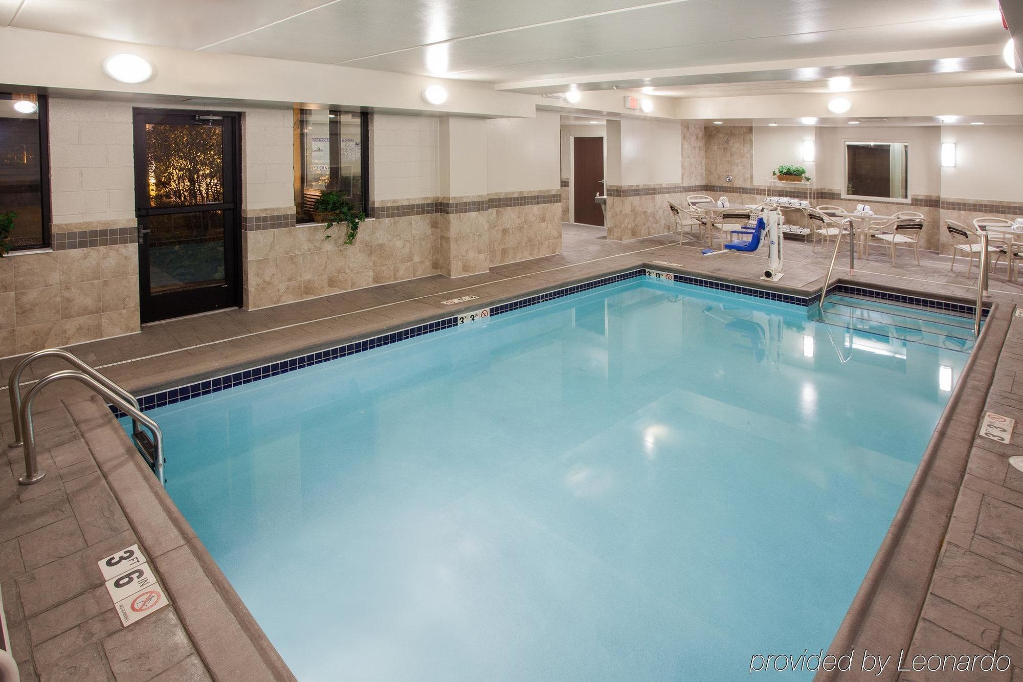 Hampton Inn & Suites By Hilton Chicago Schaumburg Il Экстерьер фото